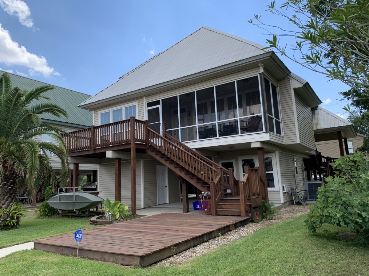 Listings Rosslyn Stone