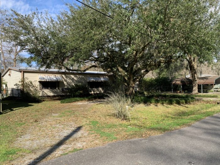 Rosslyn Stone Real Estate Broker The Waterfront Property Specialists