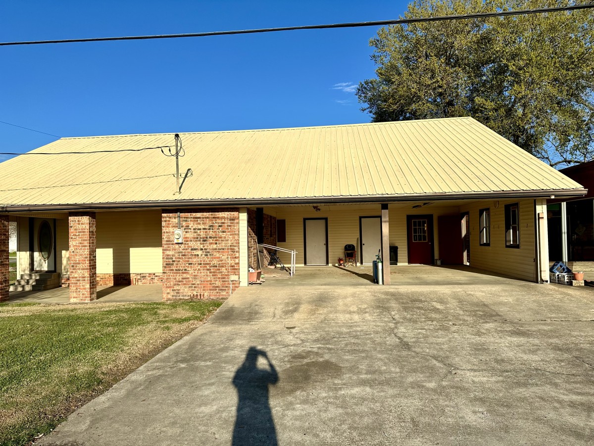 124 James St., Pierre Part, La 70339 Rosslyn Stone