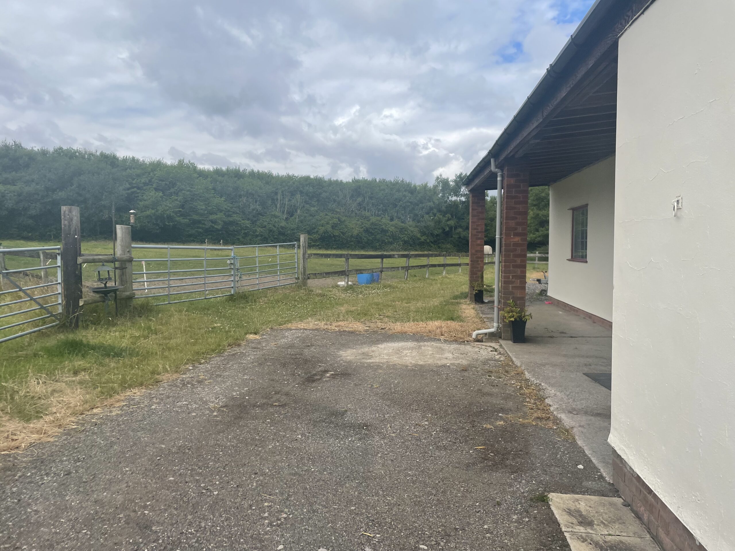 ** Best & Final Offers 12 noon Friday 12th August ** Equestrian Land