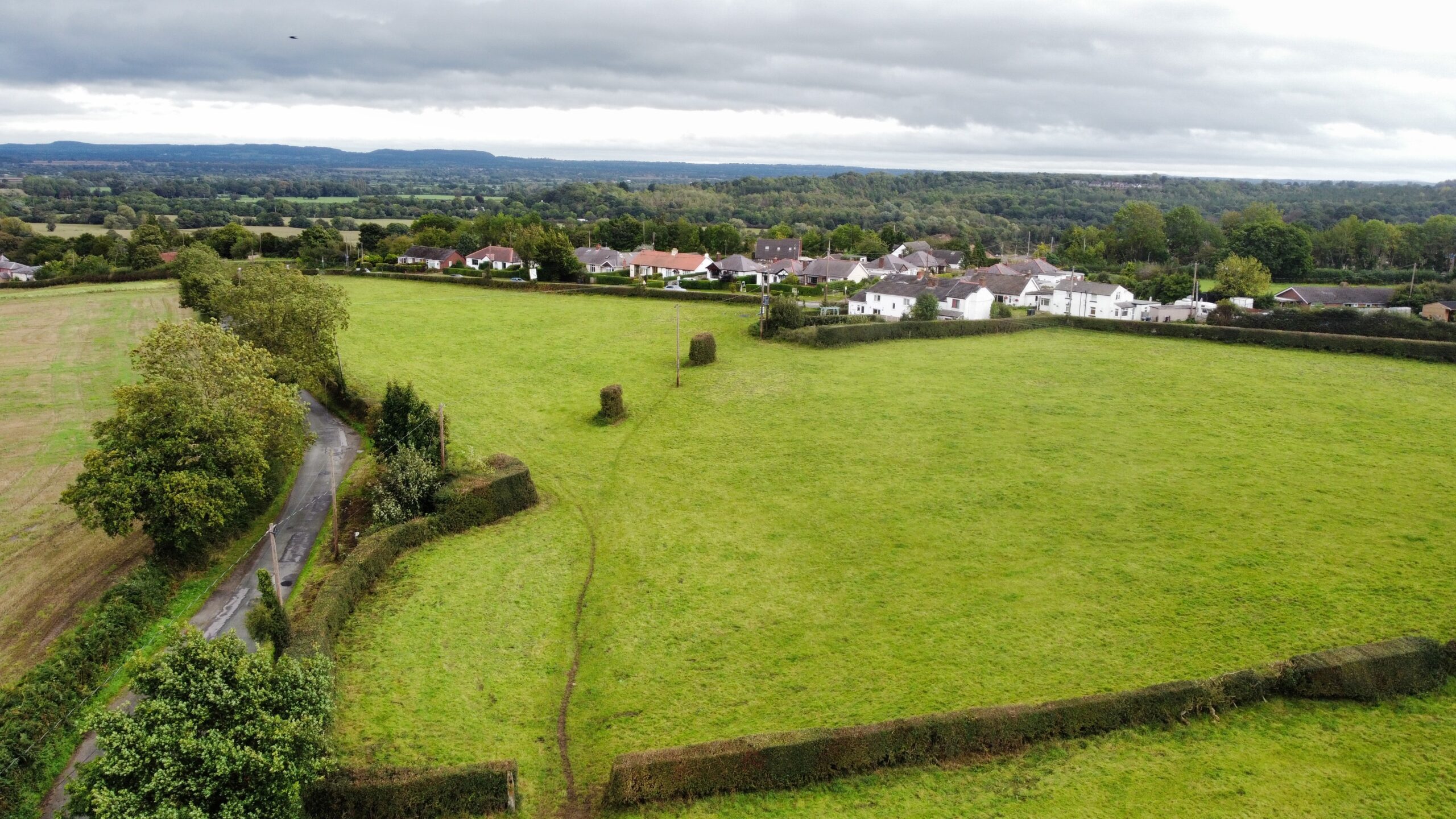 **Best & Final Offers 12 noon Friday 3rd November 2023** Land on