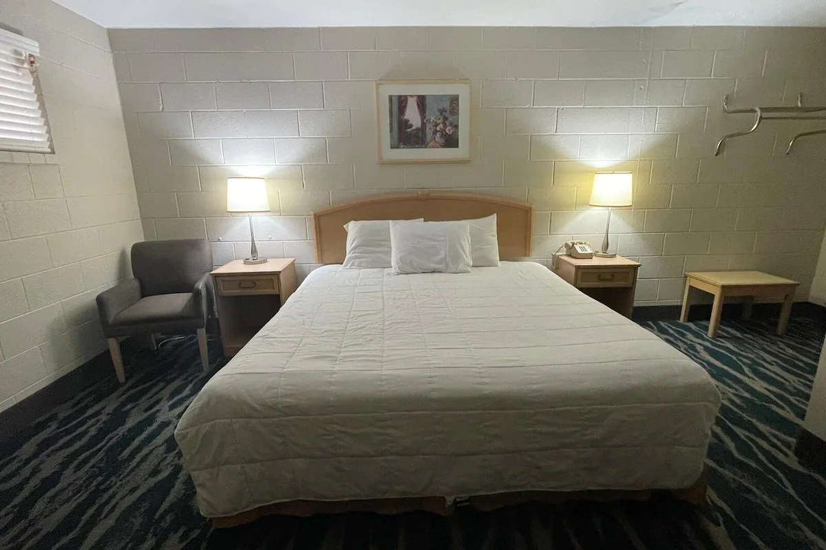 Discover Unparalleled Texas Hospitality at Rotan Inn