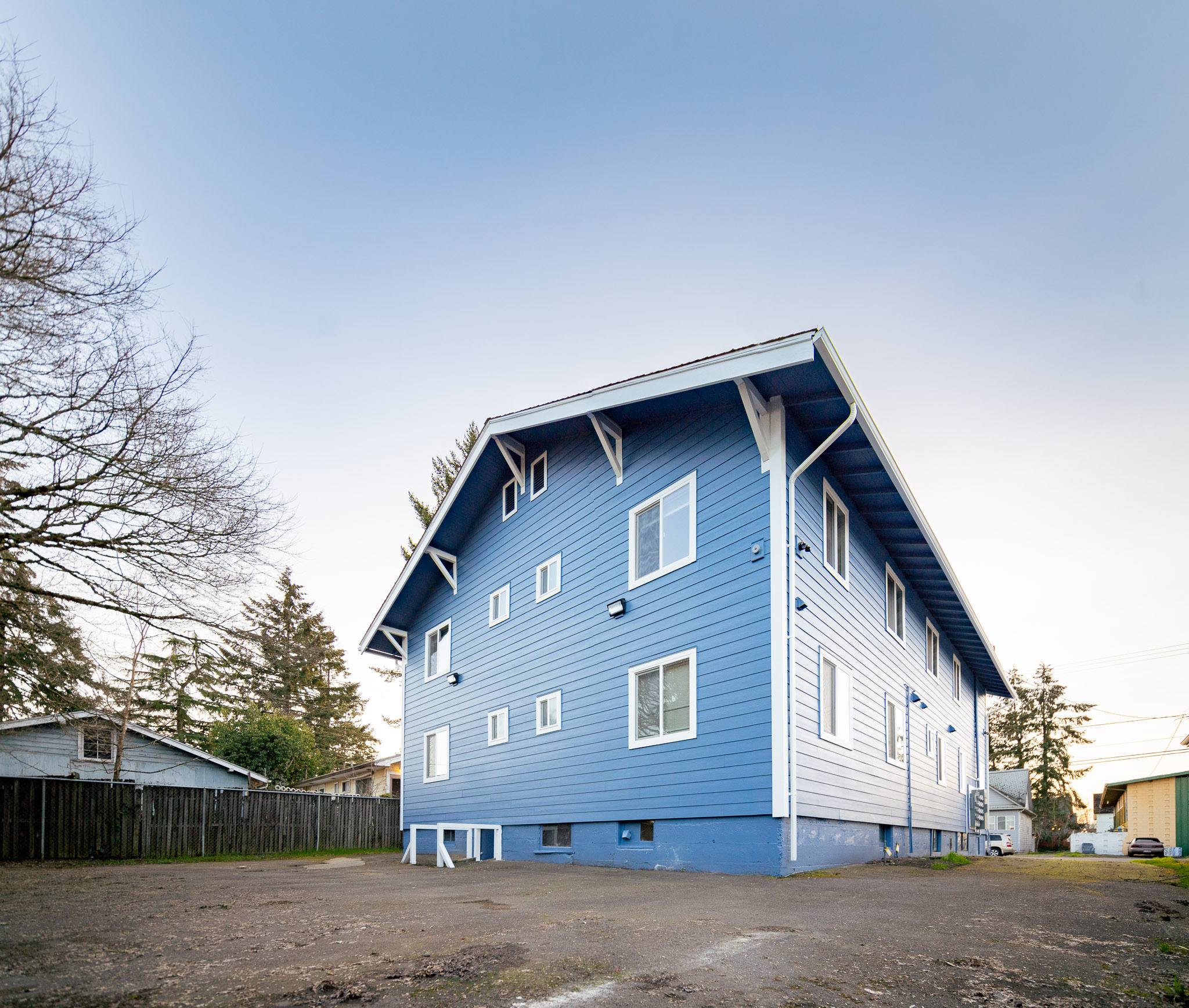 330 14th St SE // Cascade Property Management Roth Photography