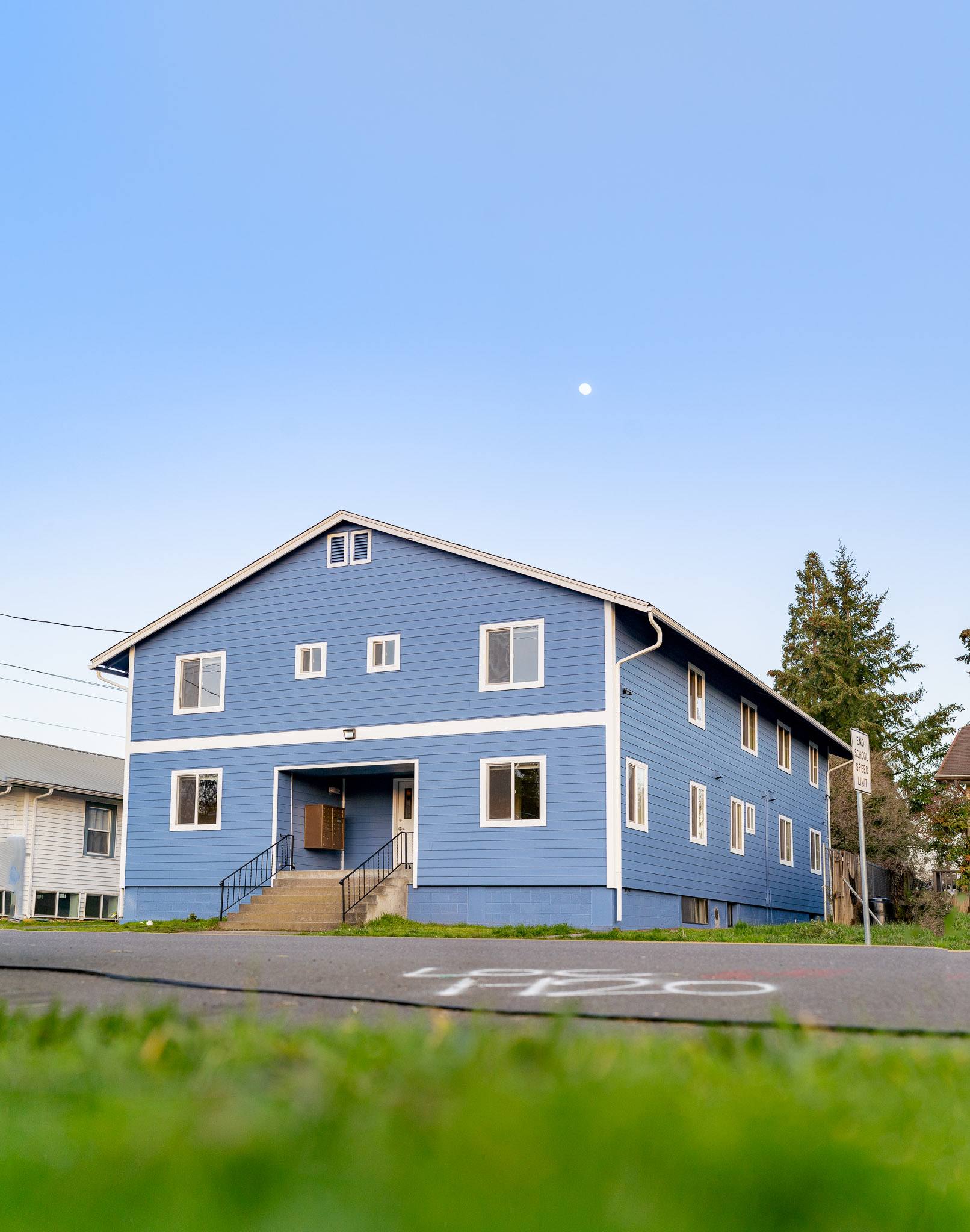 330 14th St SE // Cascade Property Management Roth Photography