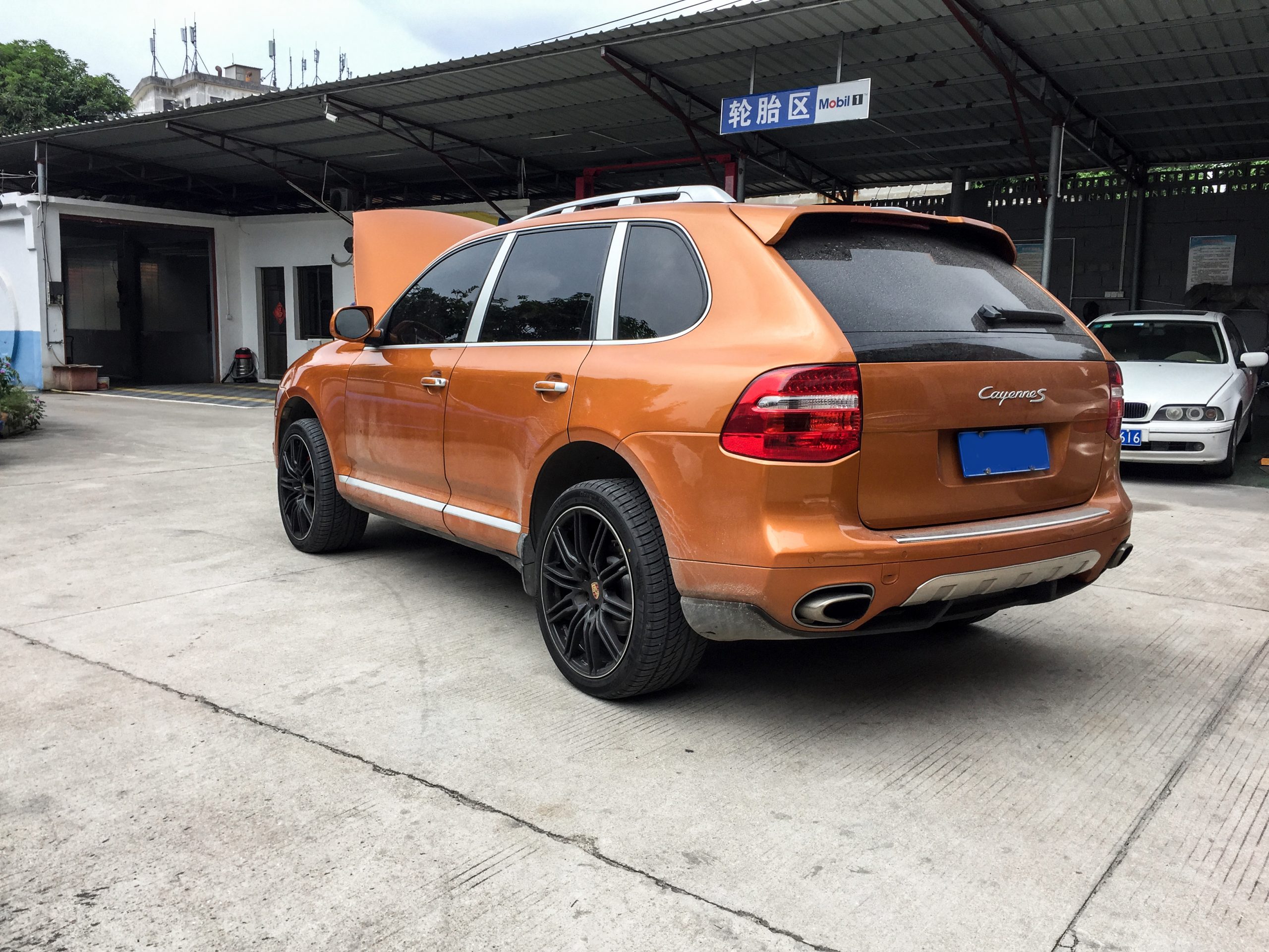 Porsche Cayenne Rotrex Supercharger Kits