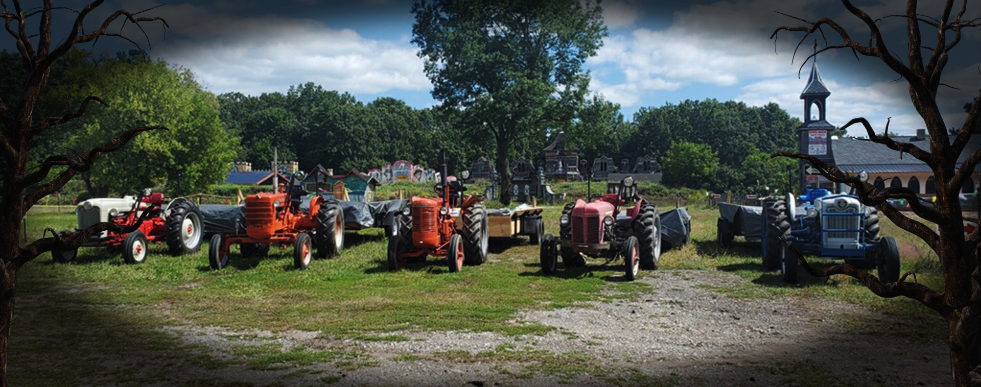Attractions Rotten Hayride Rotten Manor