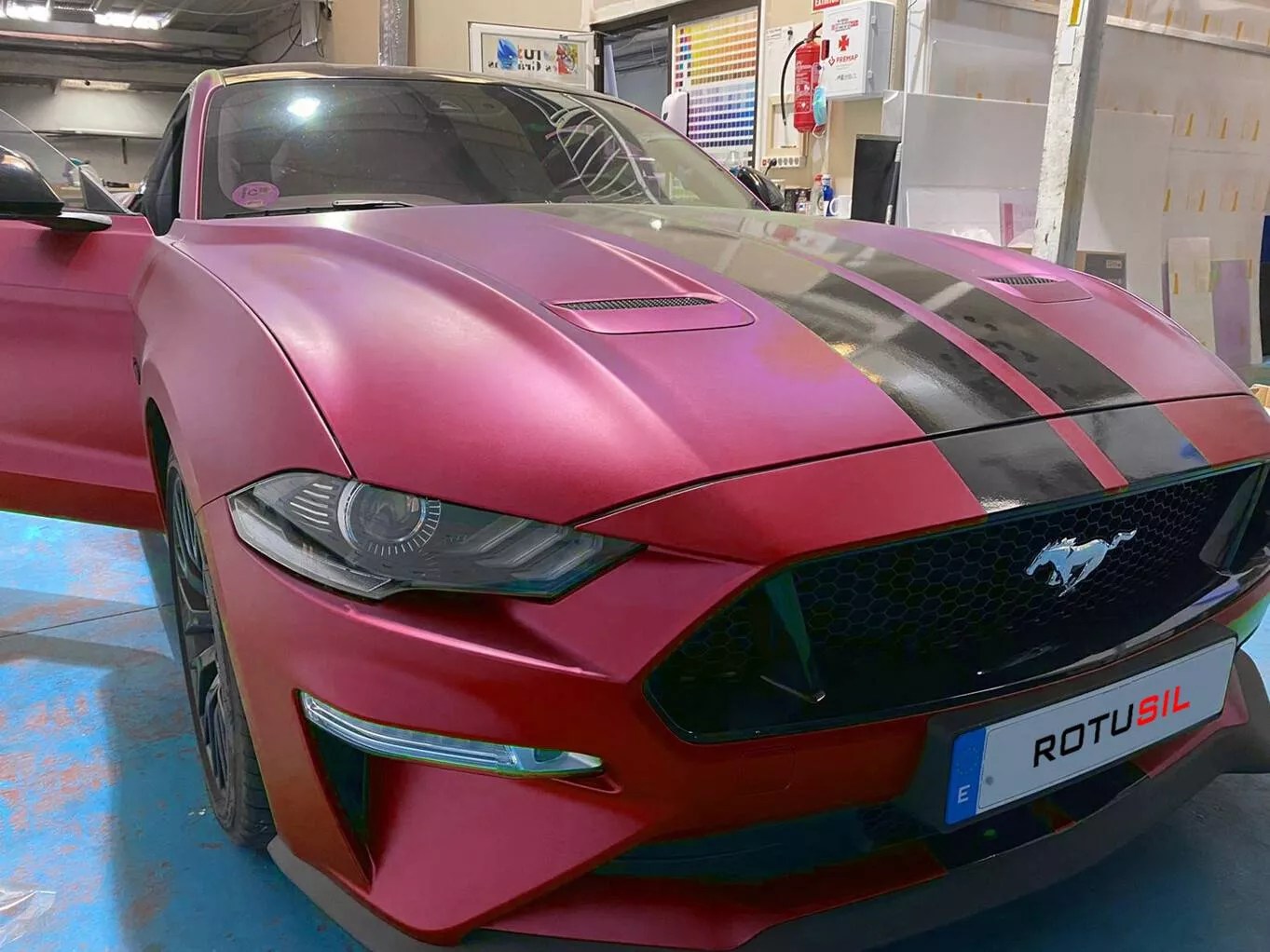 CAR WRAPPING ROTUSIL Artes Gráficas