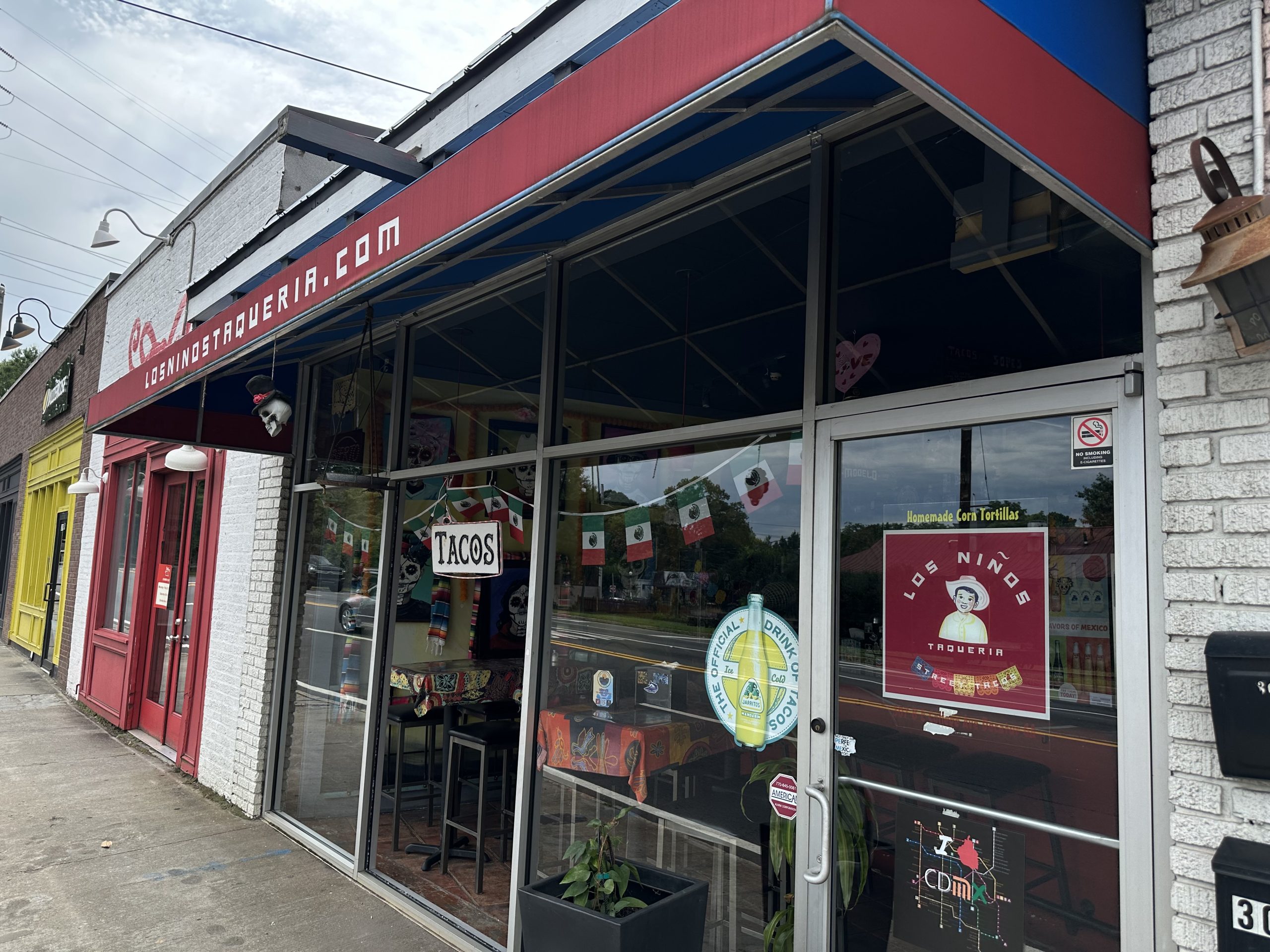 Overnight breakins damage restaurants in Oakhurst, Kirkwood and