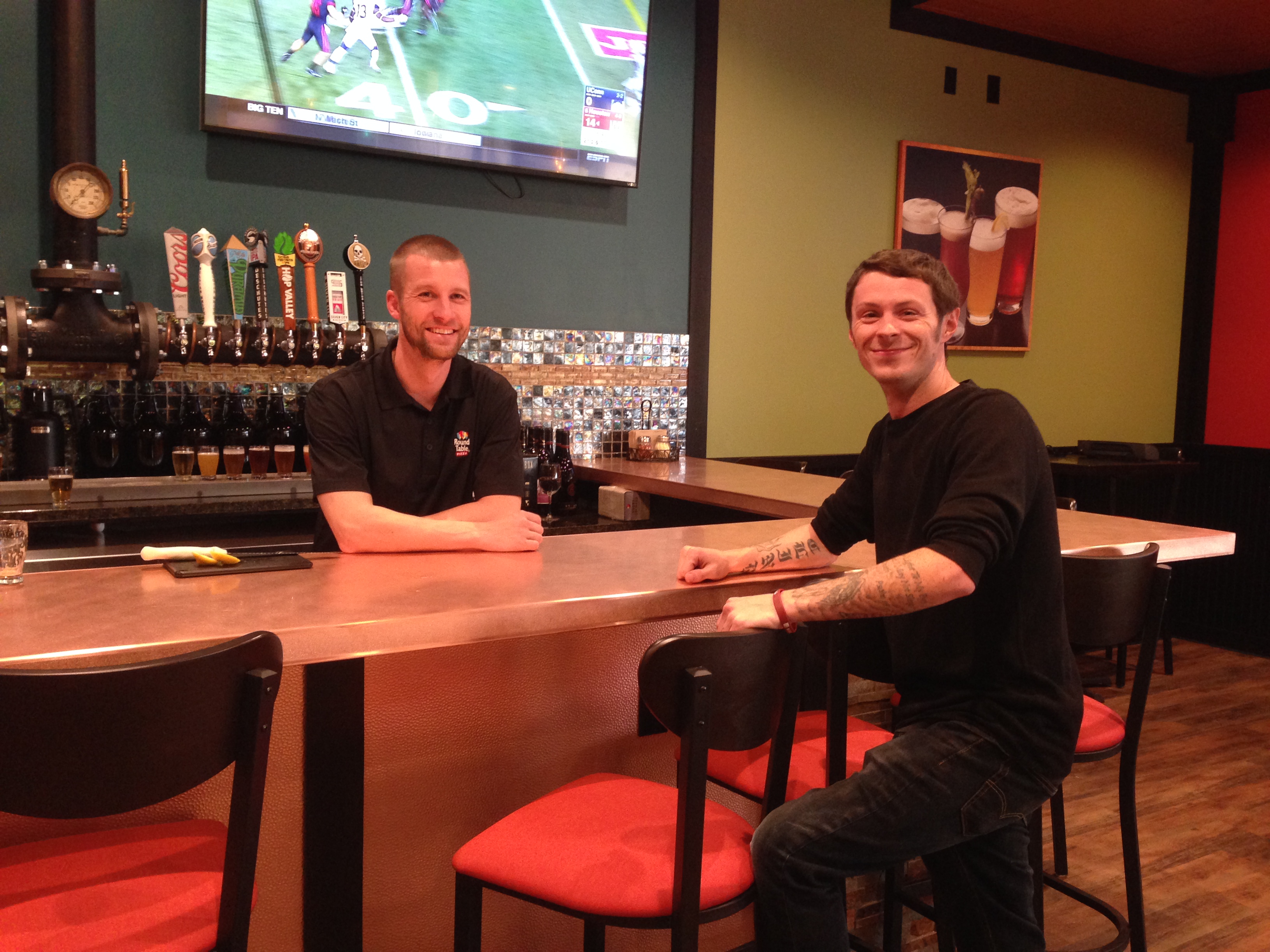 Surprising Collections Of Round Table Clubhouse Ideas Darkata