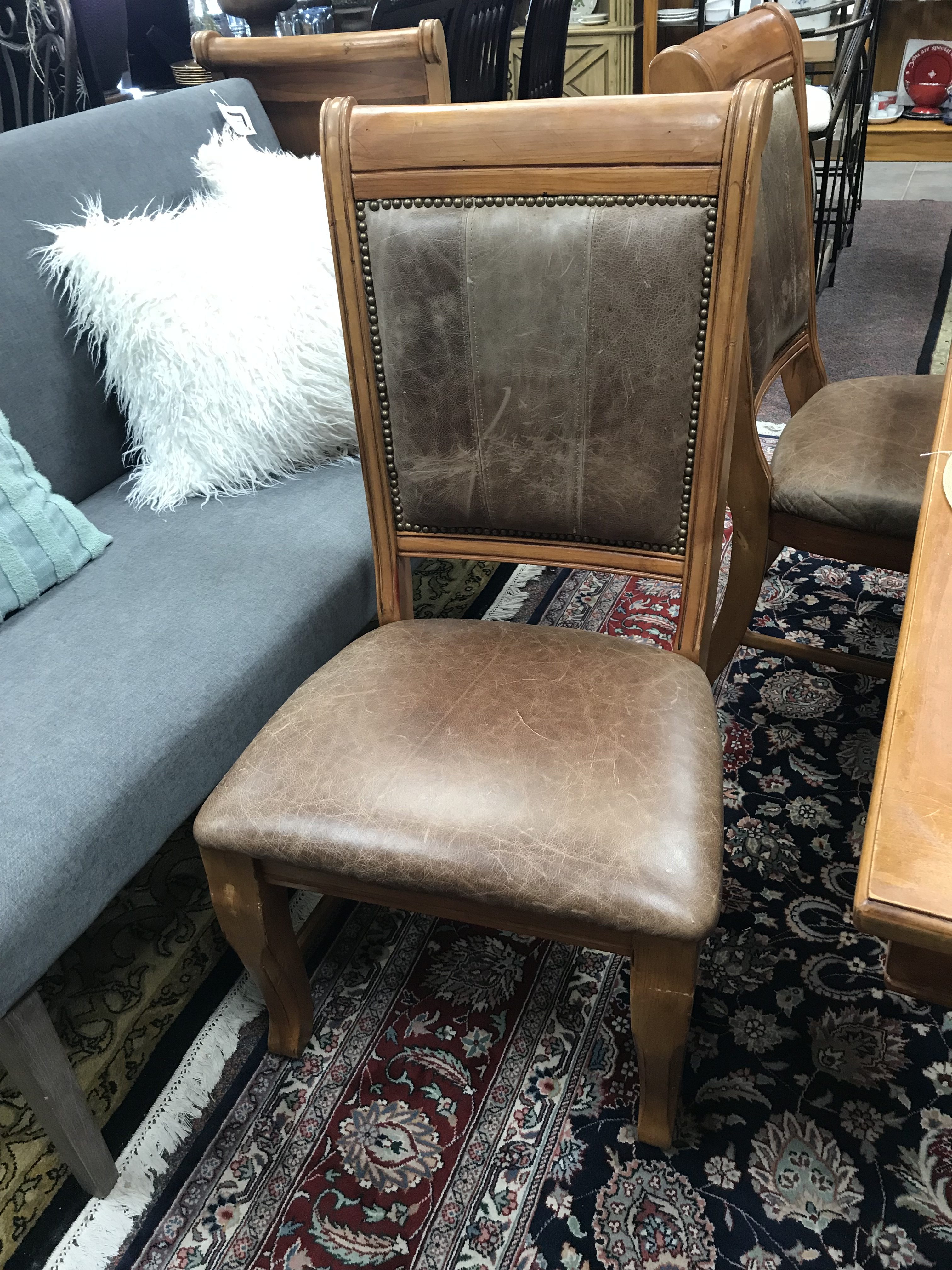 Pine Table, 8 Chairs, Leaf Round The House