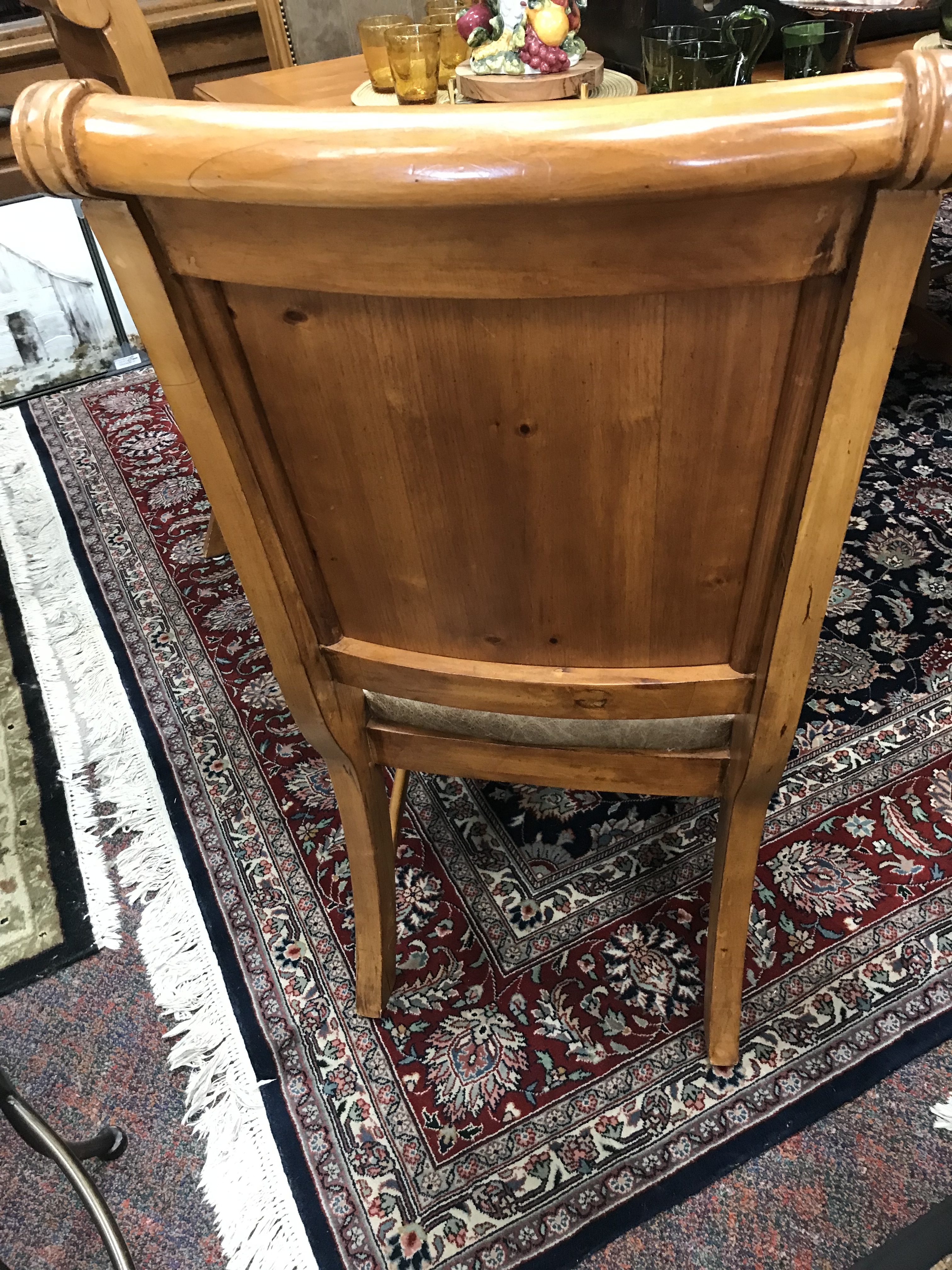 Pine Table, 8 Chairs, Leaf Round The House
