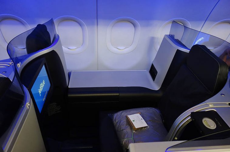 JetBlue vs American Full Airline Comparison (Seats Included)