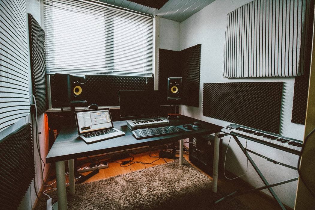 Top 10 tools for music producers the ultimate bedroom set up Audio