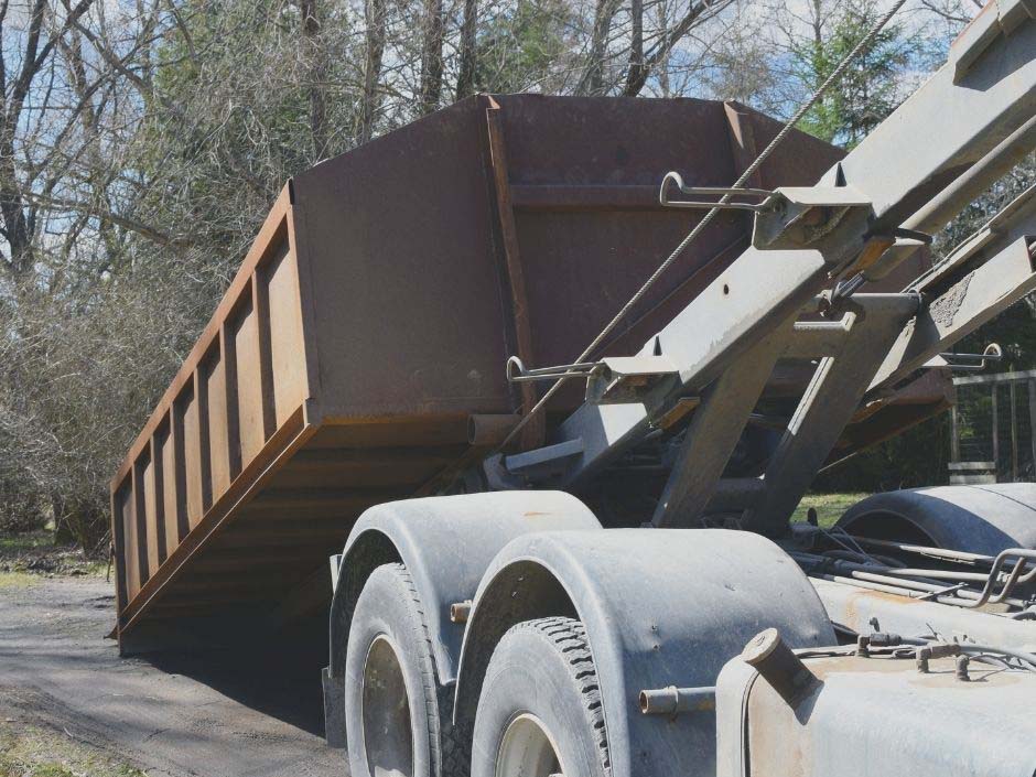 What Are the Benefits of a Roll Off Garbage Truck? Route Ready Trucks