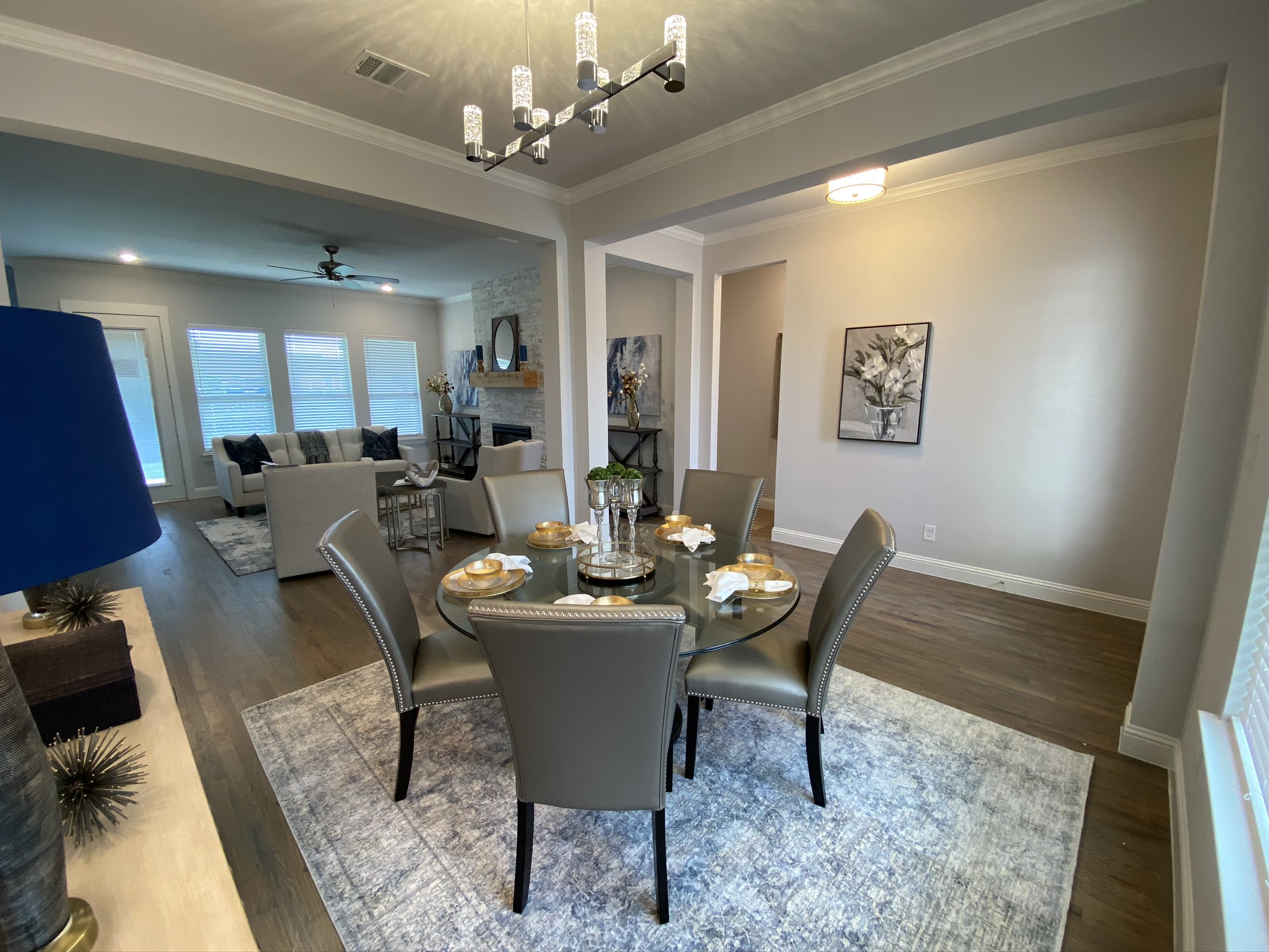 Royal II B Royal Family Homes