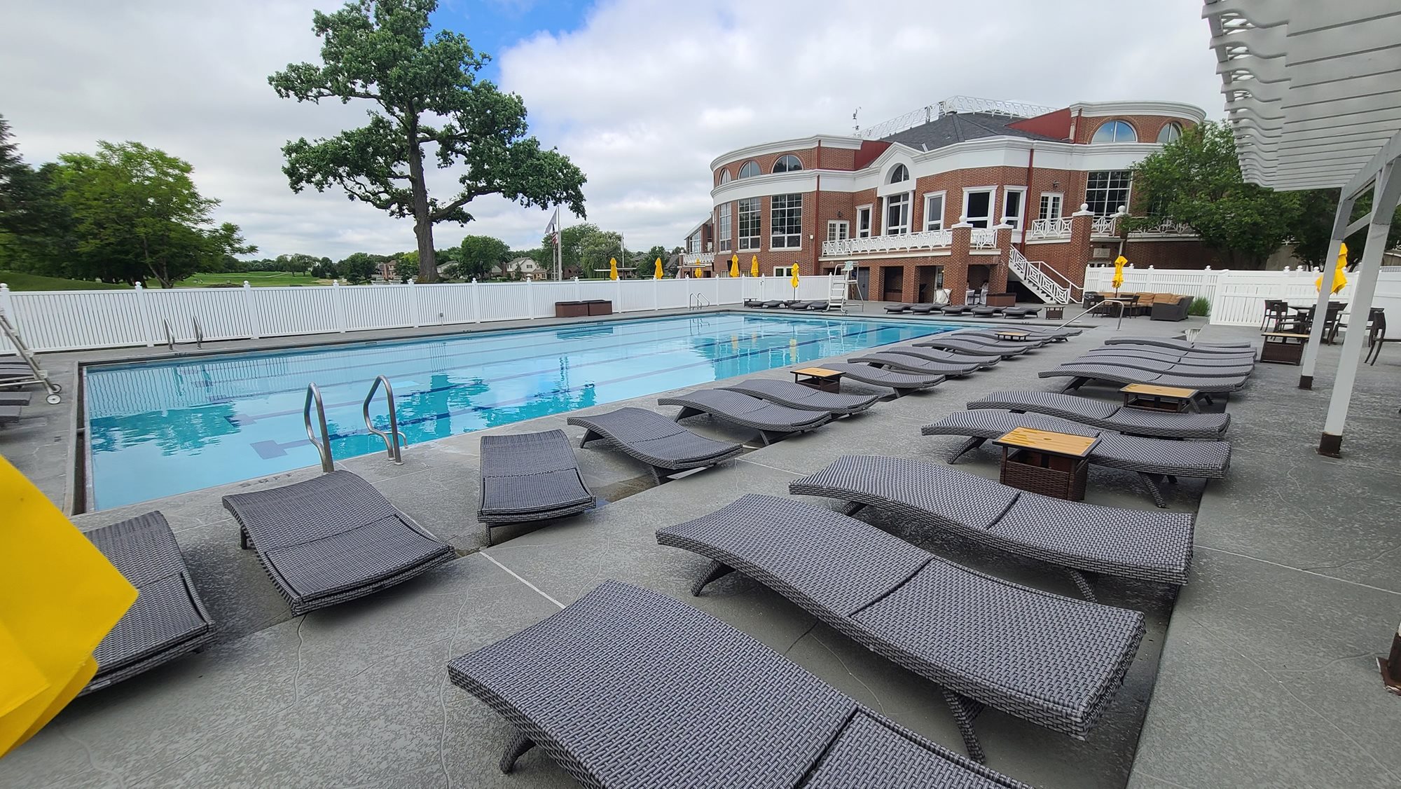 Pool Royal Fox Country Club St. Charles, IL