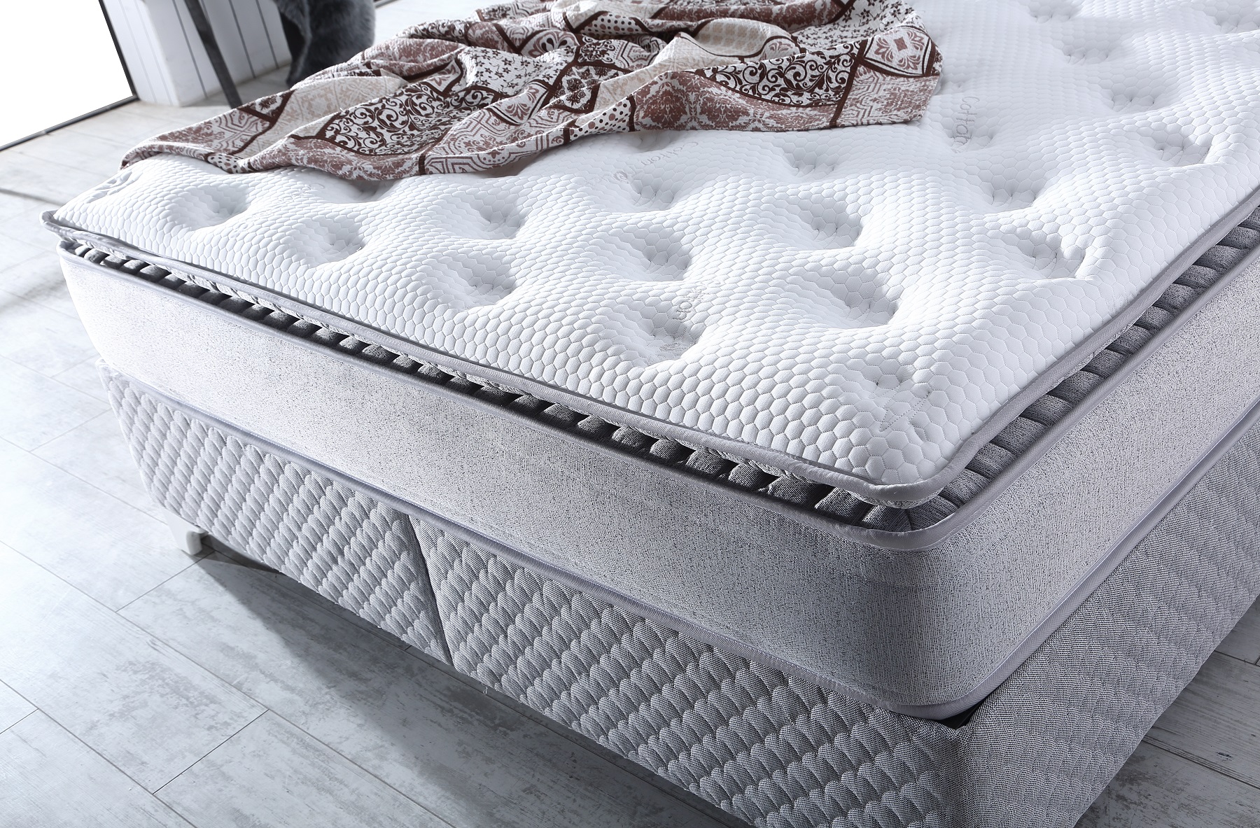 Ritim Paket Yaylı Ultra Ortopedik Pedli Yatak Royal Luks Bedding