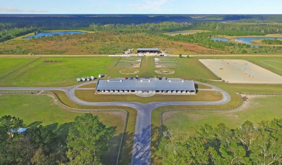 Home • Royal Oaks Equestrian