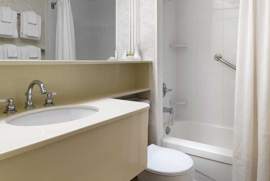 Suites Photo Gallery Royal Scot & Suites Victoria, BC Hotels