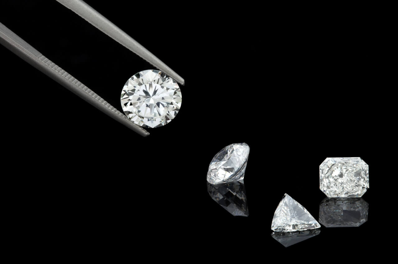 5 Differences Between Moissanite and Diamond