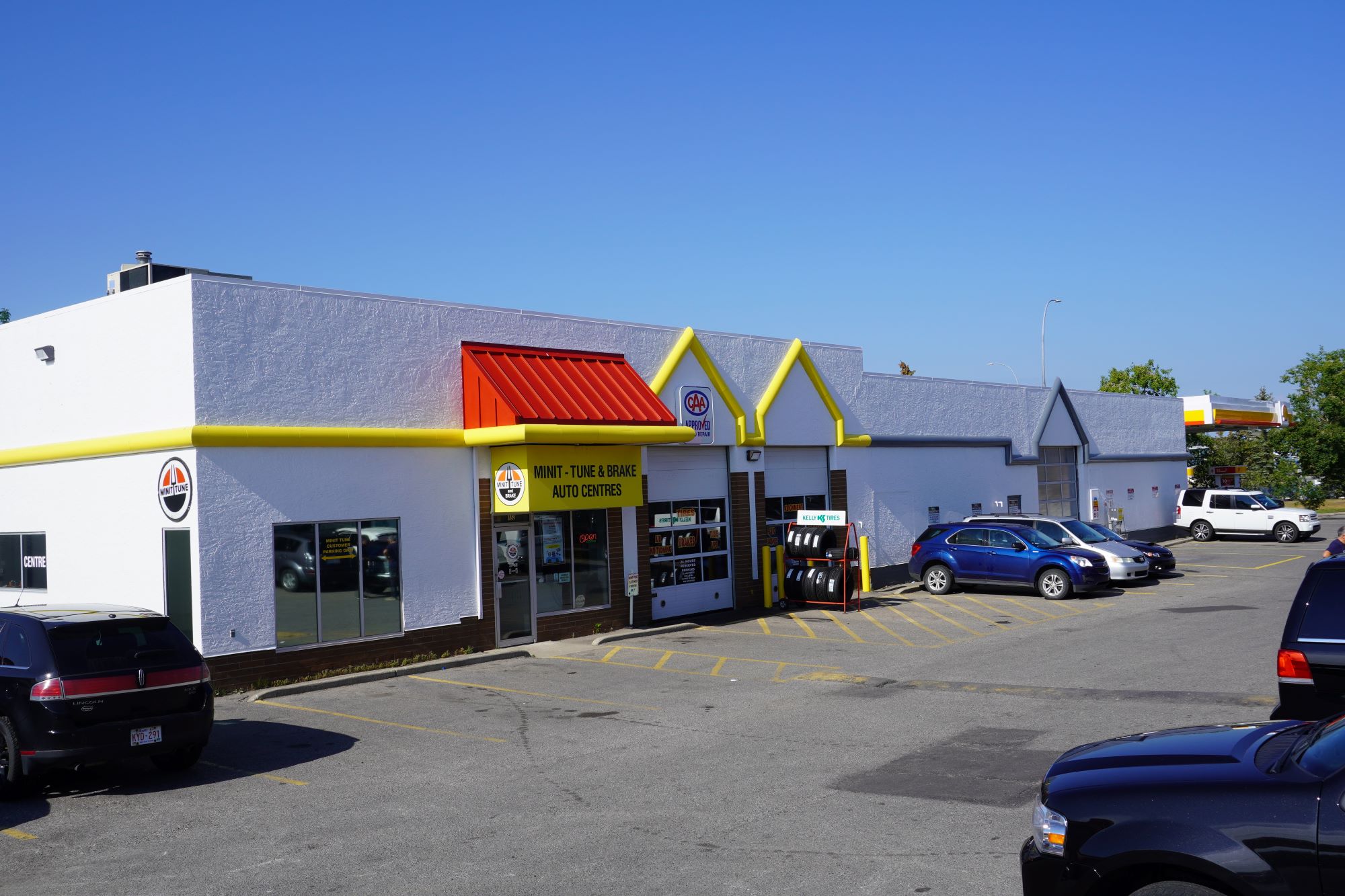 Crowfoot Auto Centre Royop