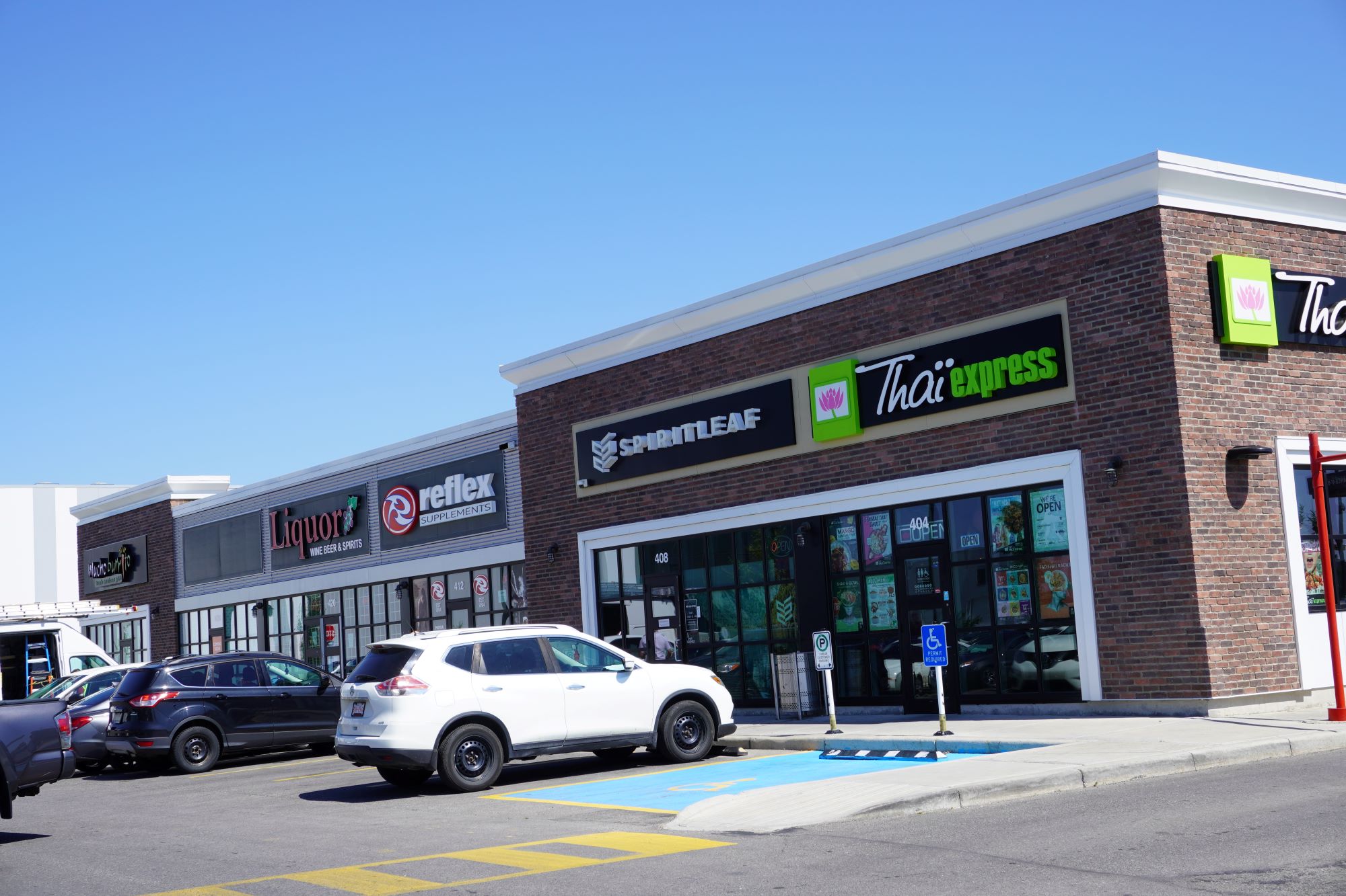 Stonegate Plaza Royop