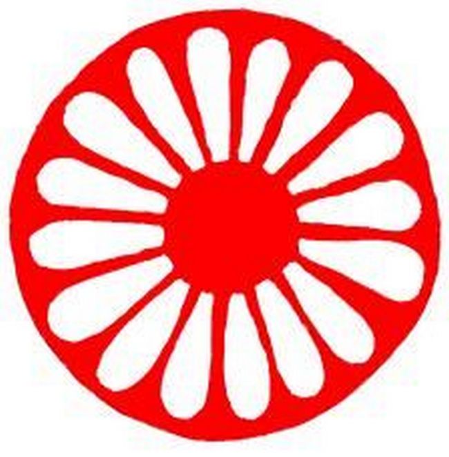 Eight Commonly Accepted Symbols of the Roma People — Правозахисний фонд