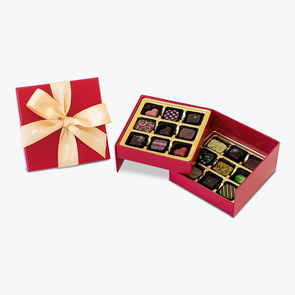Chocolate Overlapping Lid Boxes Refine Packaging