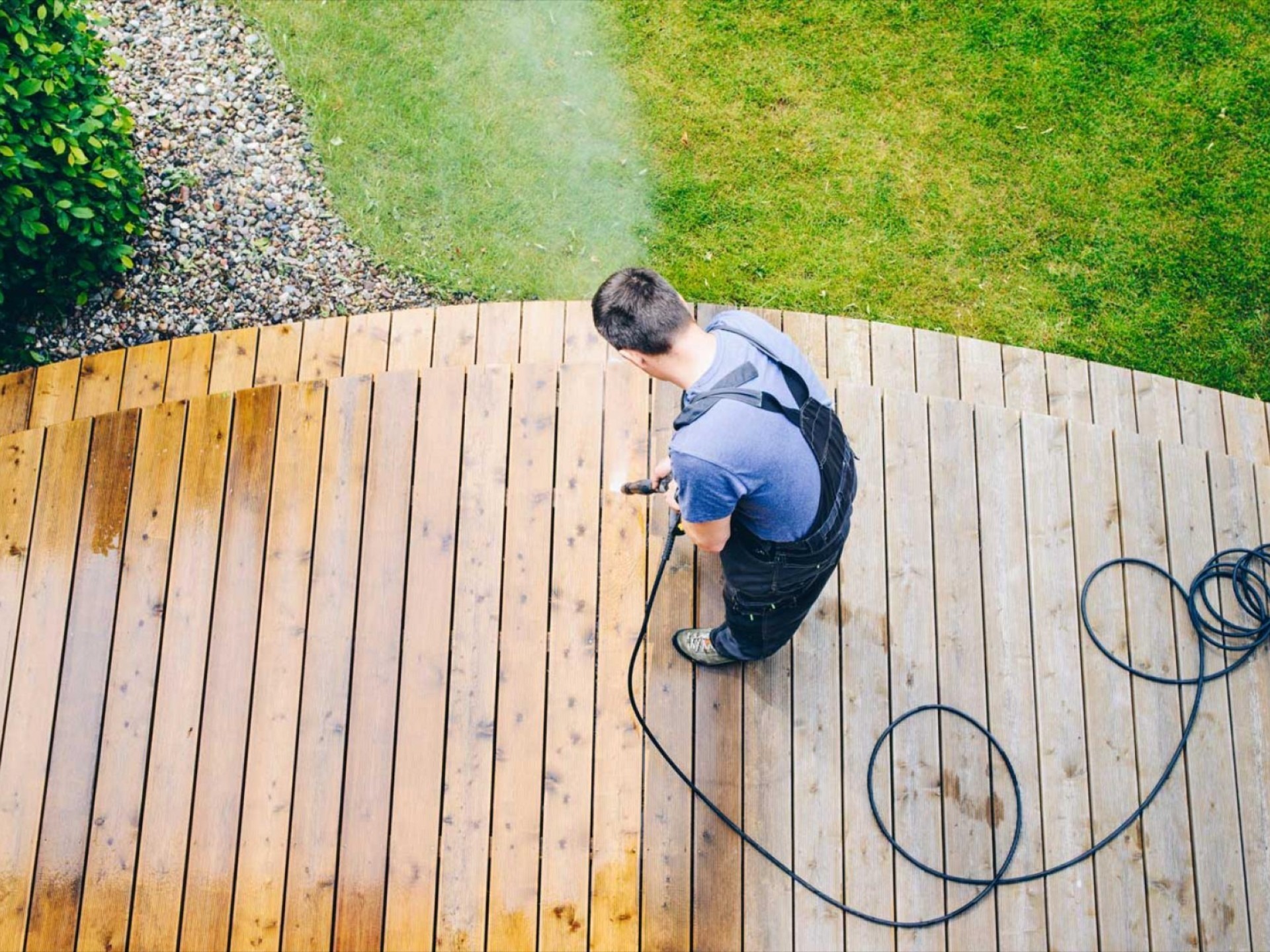Deck Cleaning Expertise and Equipment RPW ProWash
