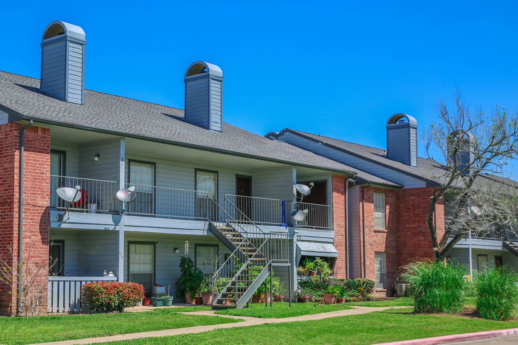 Meadow Chase Apartments RREAF Holdings