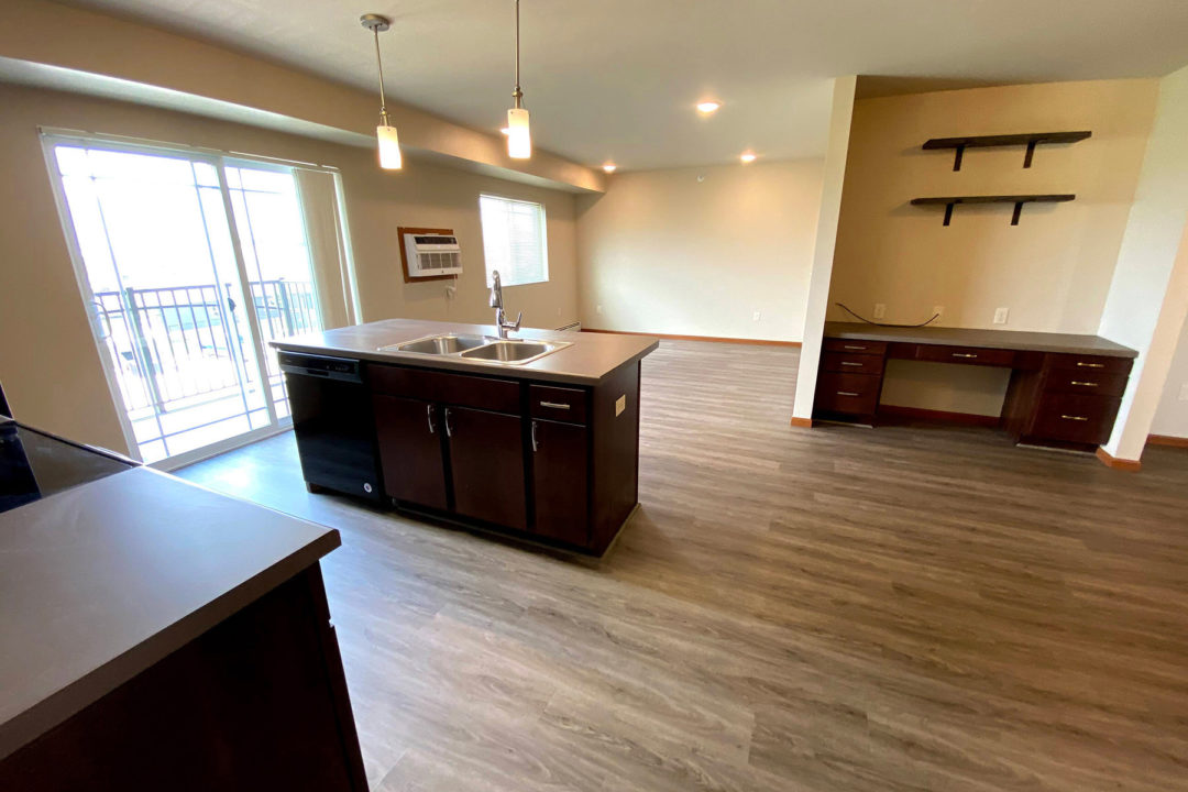 R3 Apartments River Rock Property