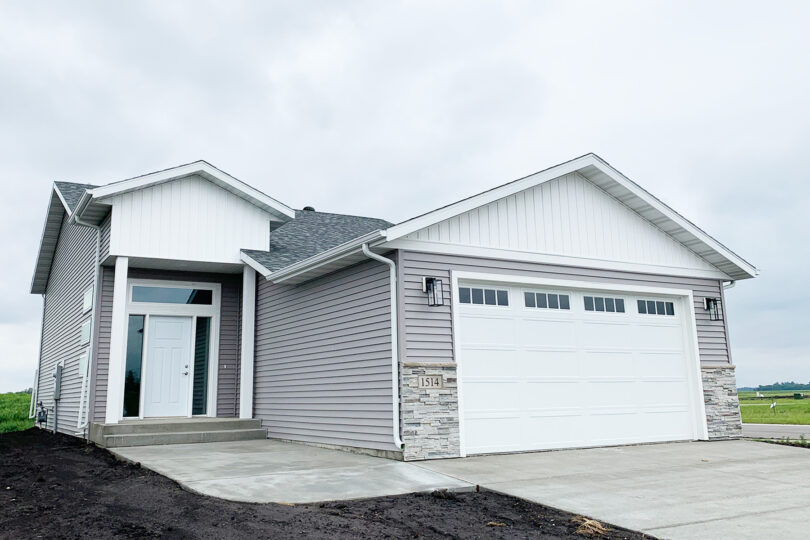 Fargo/Moorhead Property Management & Rentals River Rock Property