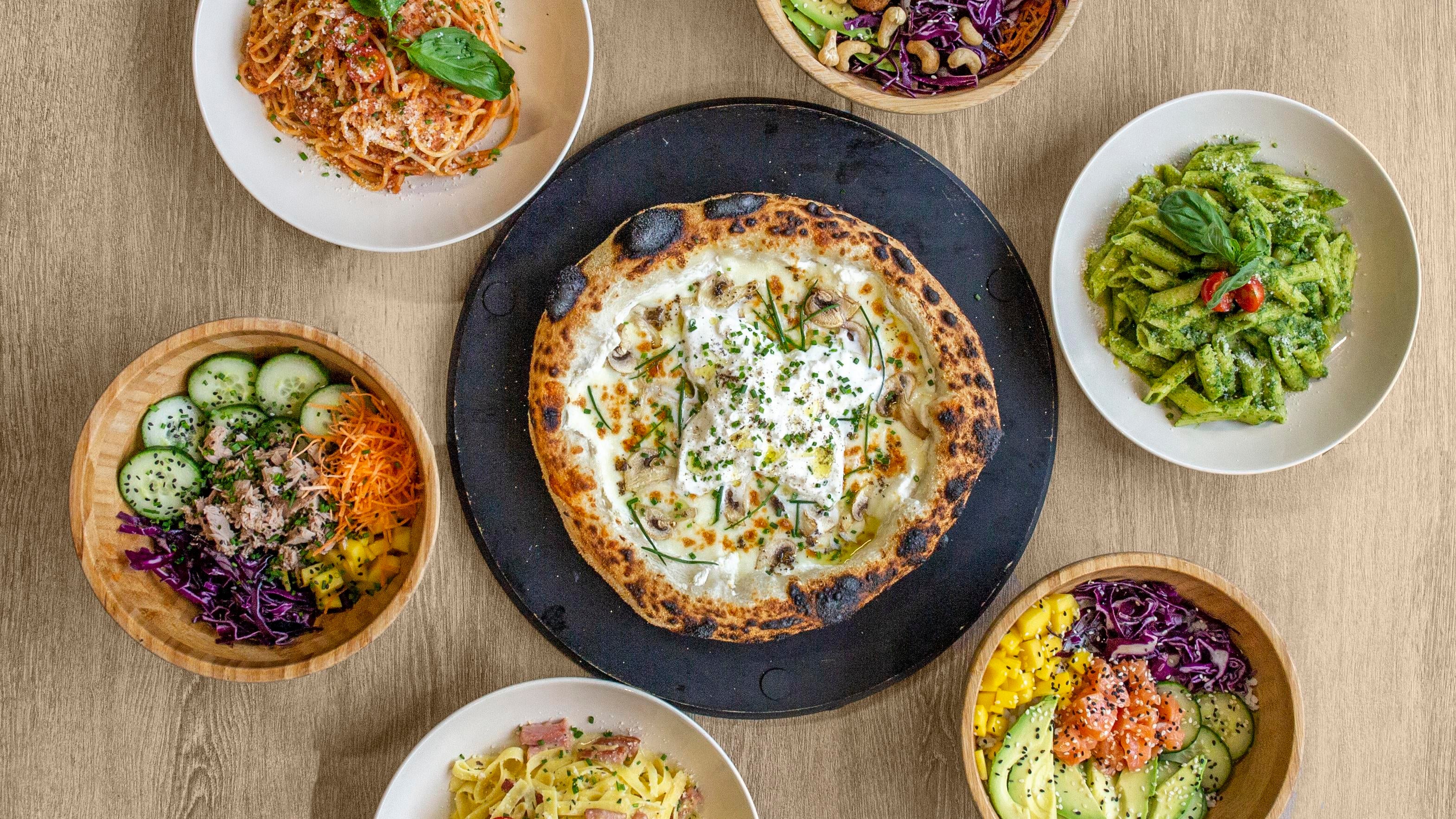 Combo Kitchen livre depuis Commandez avec Deliveroo