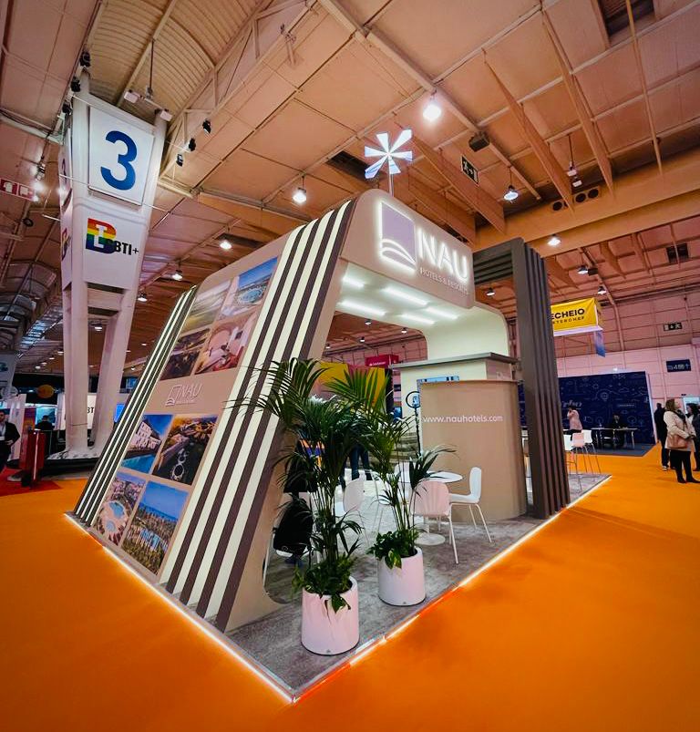 Nau Hotels 3D Holographic Fan RSB