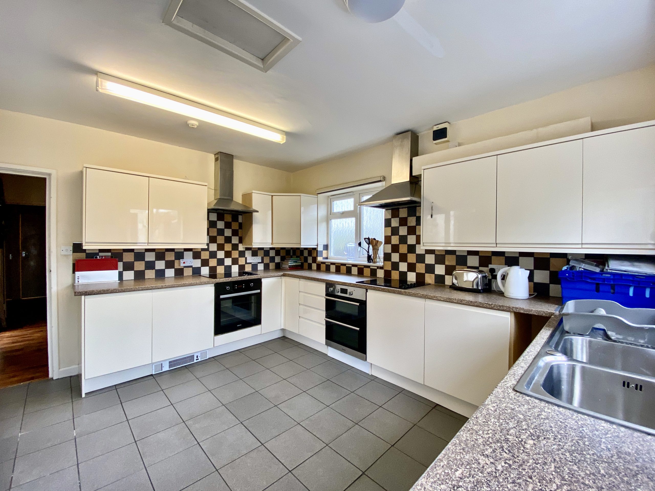 1 Thornton Hill, Exeter, EX4 4NJ RSJ Investments