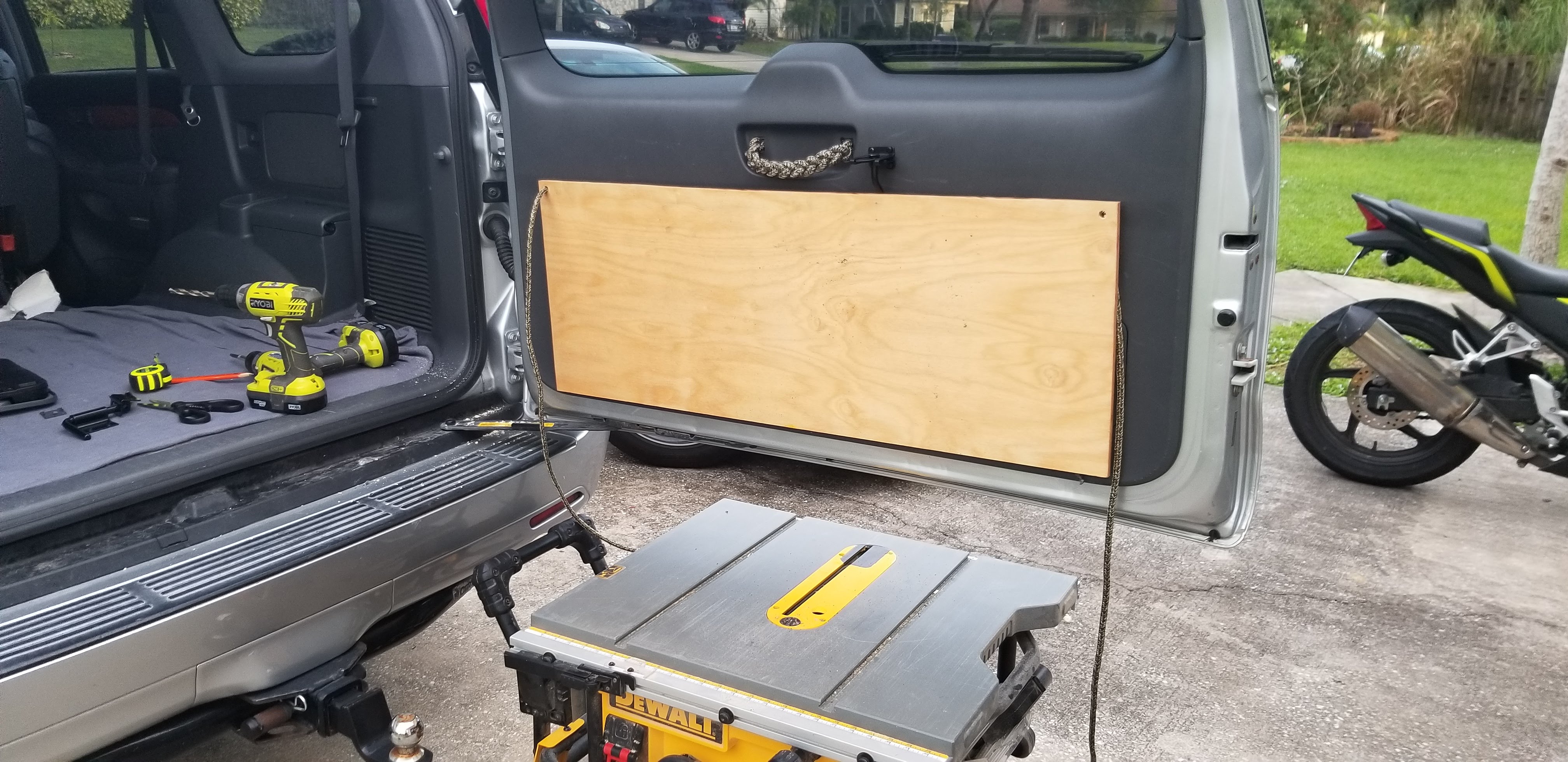 Lexus GX470 Rear Door Table Robert Skelton Cars Finance Tech