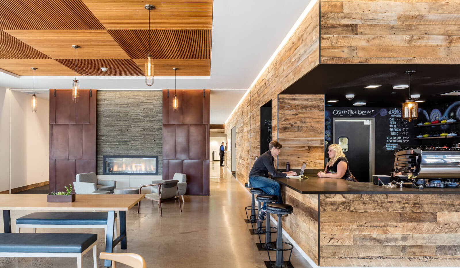 Eau Claire Downtown Café