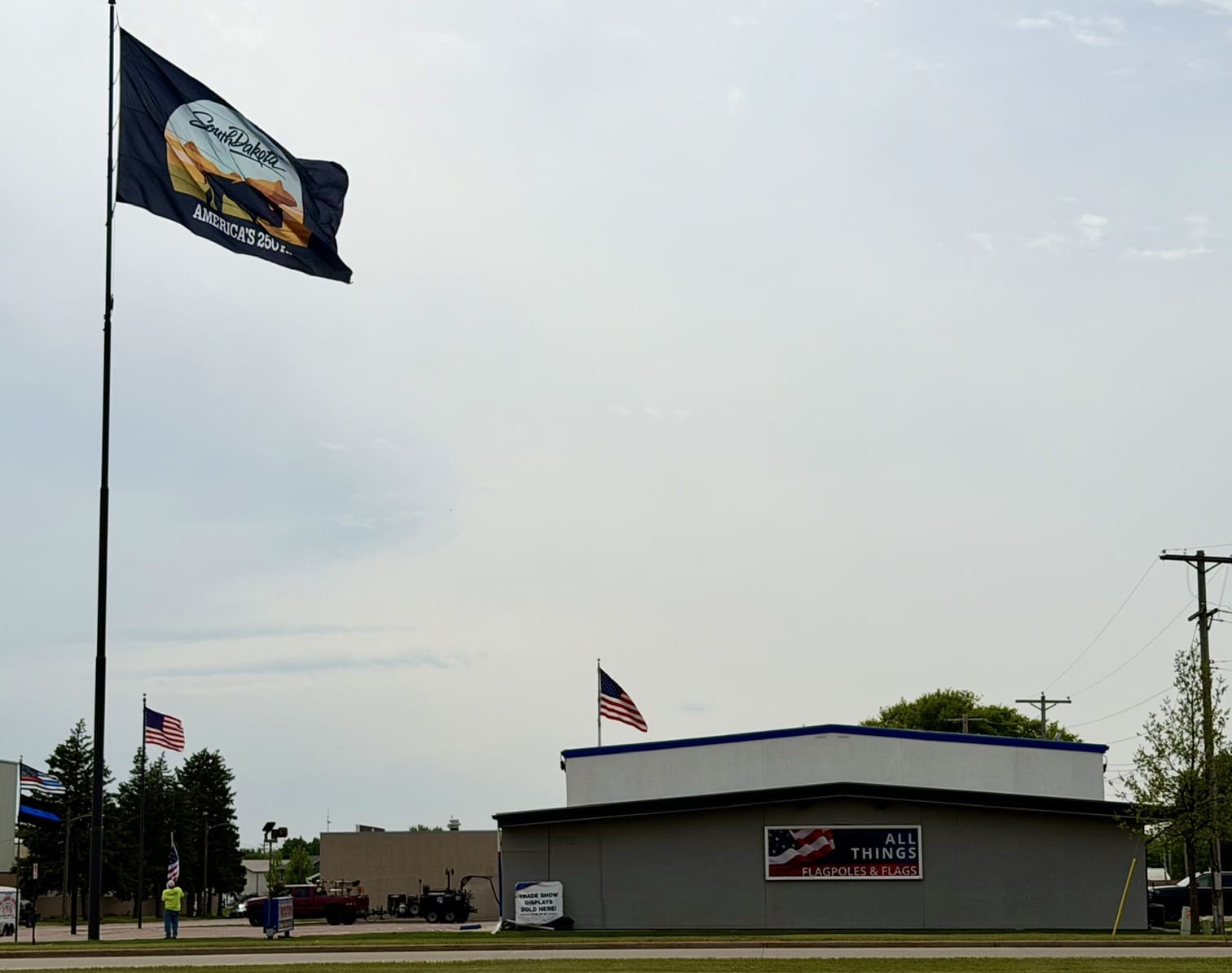 America’s 250Th Brings Exclusive Merchandise To Area Retailer 1 ywAAAAAAQABAAACAUwAOw==