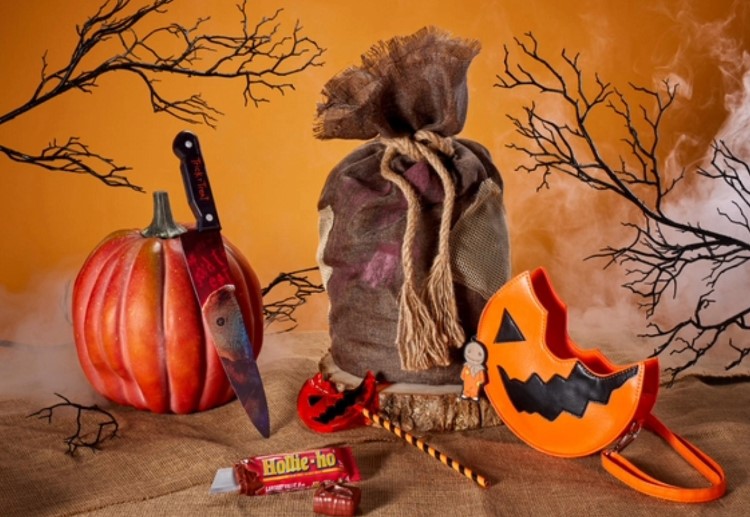 Concord Halloween & Costume Store Spirit Halloween 60892