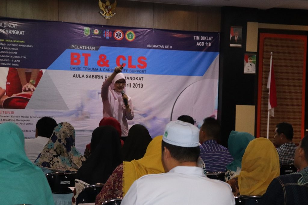 PELATIHAN BT & CLS ANGKATAN KE II DI AULA SABIRIN RSUD PEMANGKAT RSUD