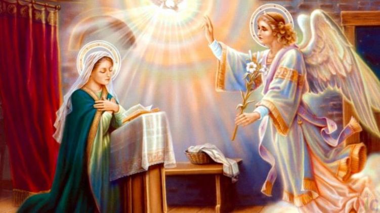 Как на Благовещенье 2023 почистить квартиру церковной свечой: советы