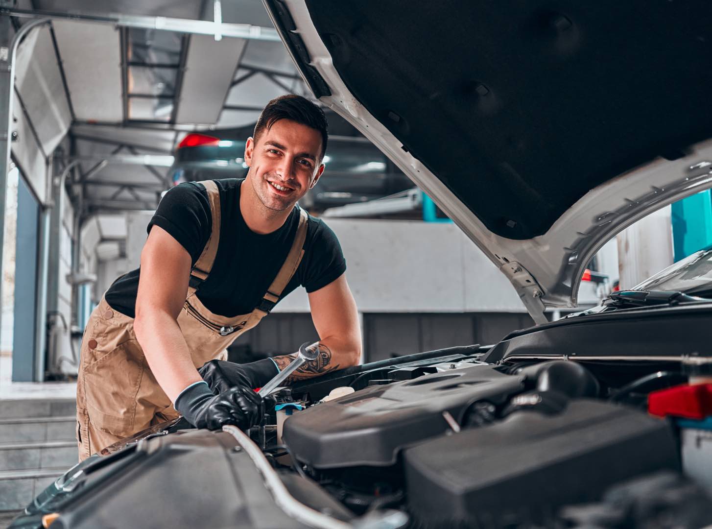 Auto Repair in Halethorpe, Arbutus, Elkridge R Tire & Auto