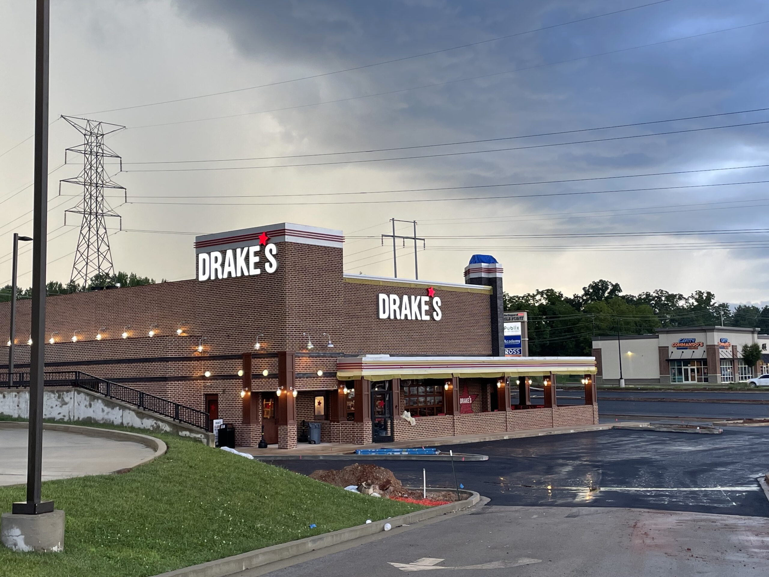 Drake's (Multiple Locations) RTC General Contractors
