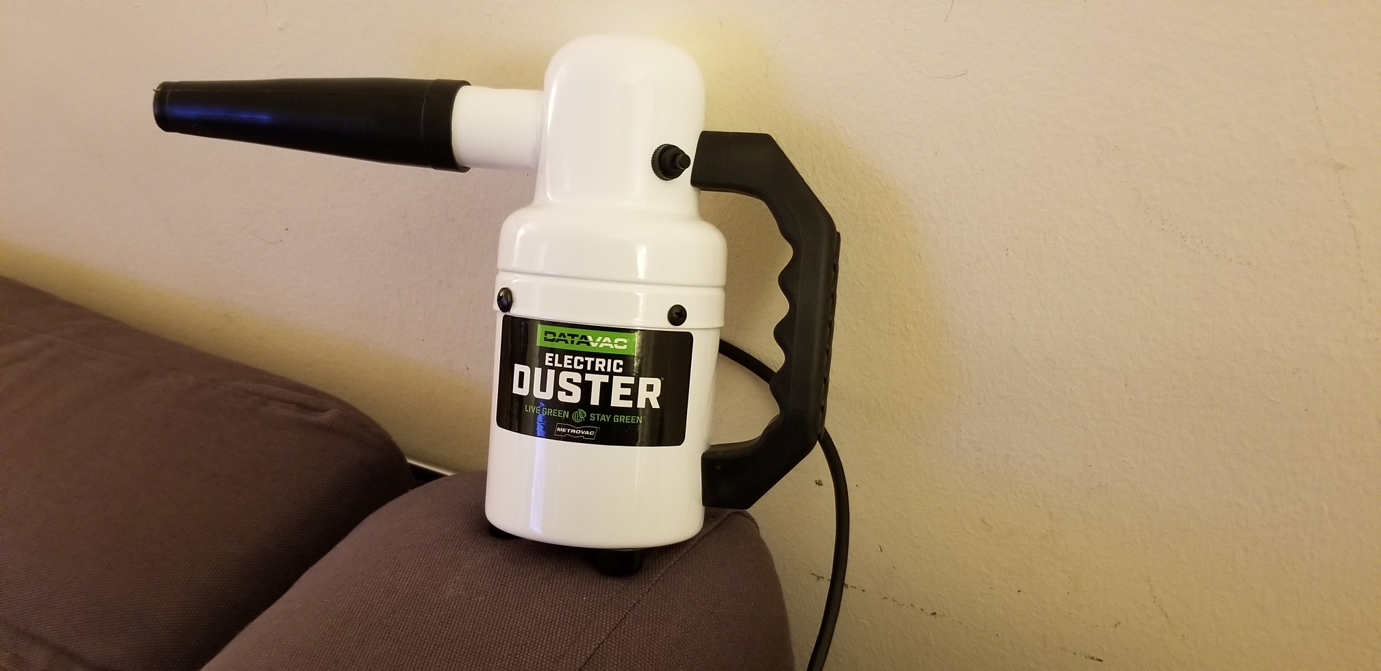 Plug in air duster / blower for cleaning electronics and dust around