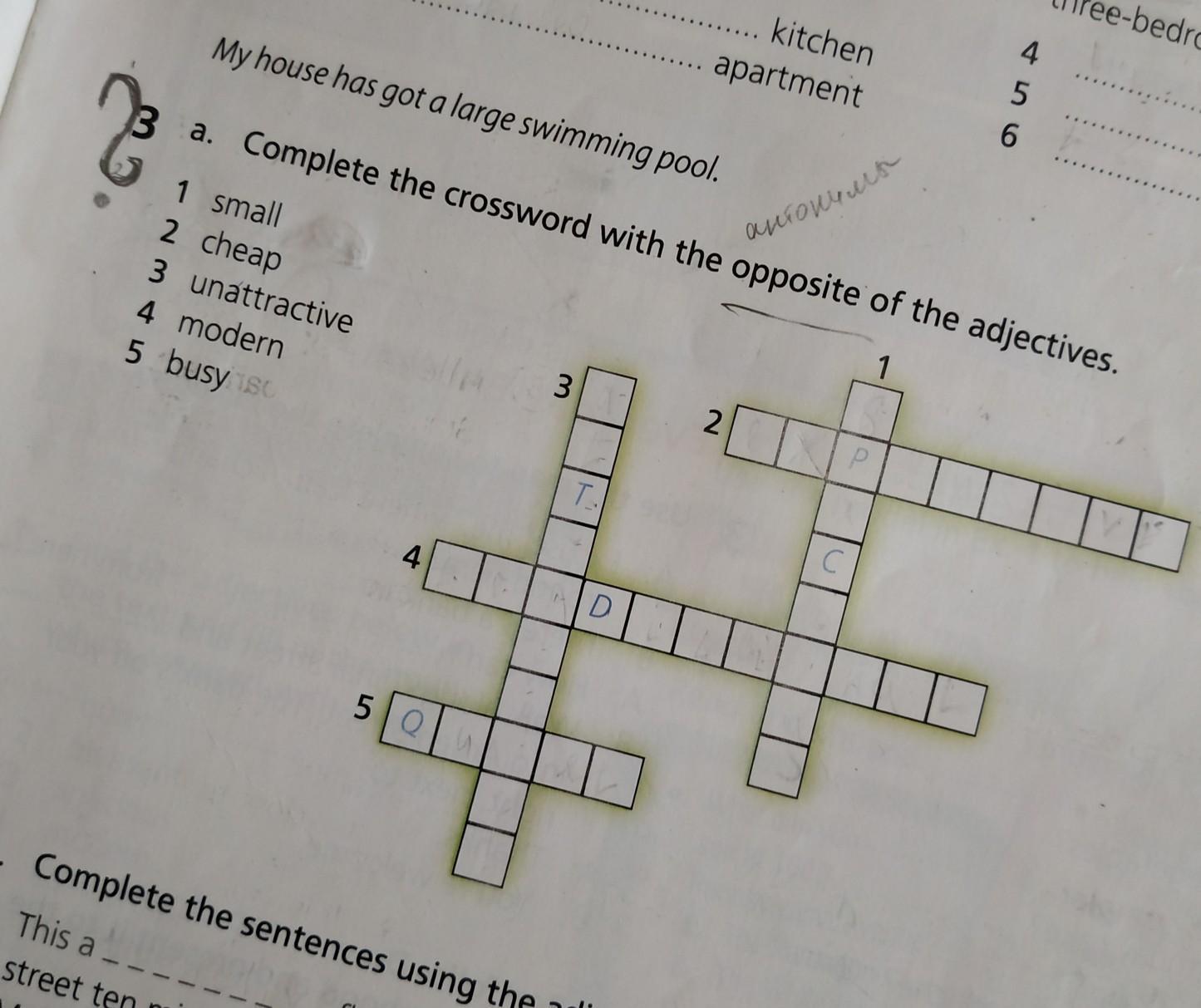 Complete the crossword with the opposite of the adjectives 1.small 2