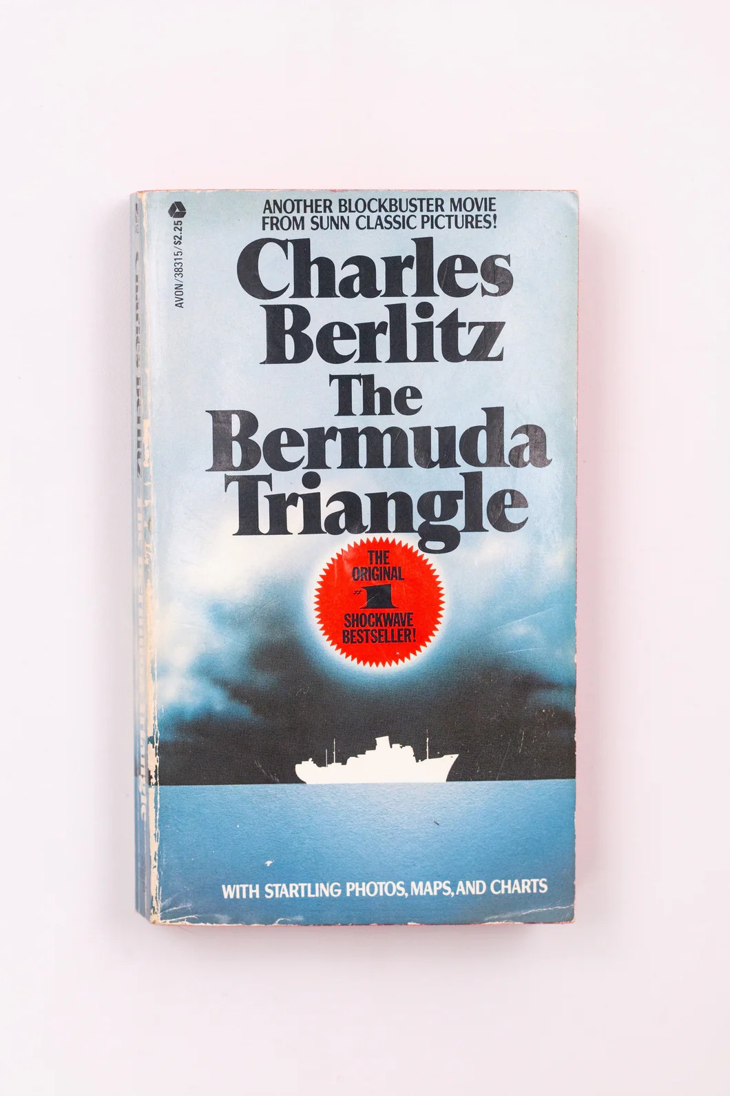 THE BERMUDA TRIANGLE BOOK Rubashka