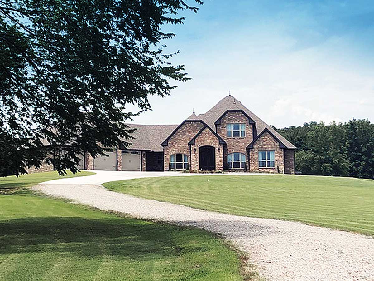 DeBruce • Custom Home Built by Rucker Fine Homes