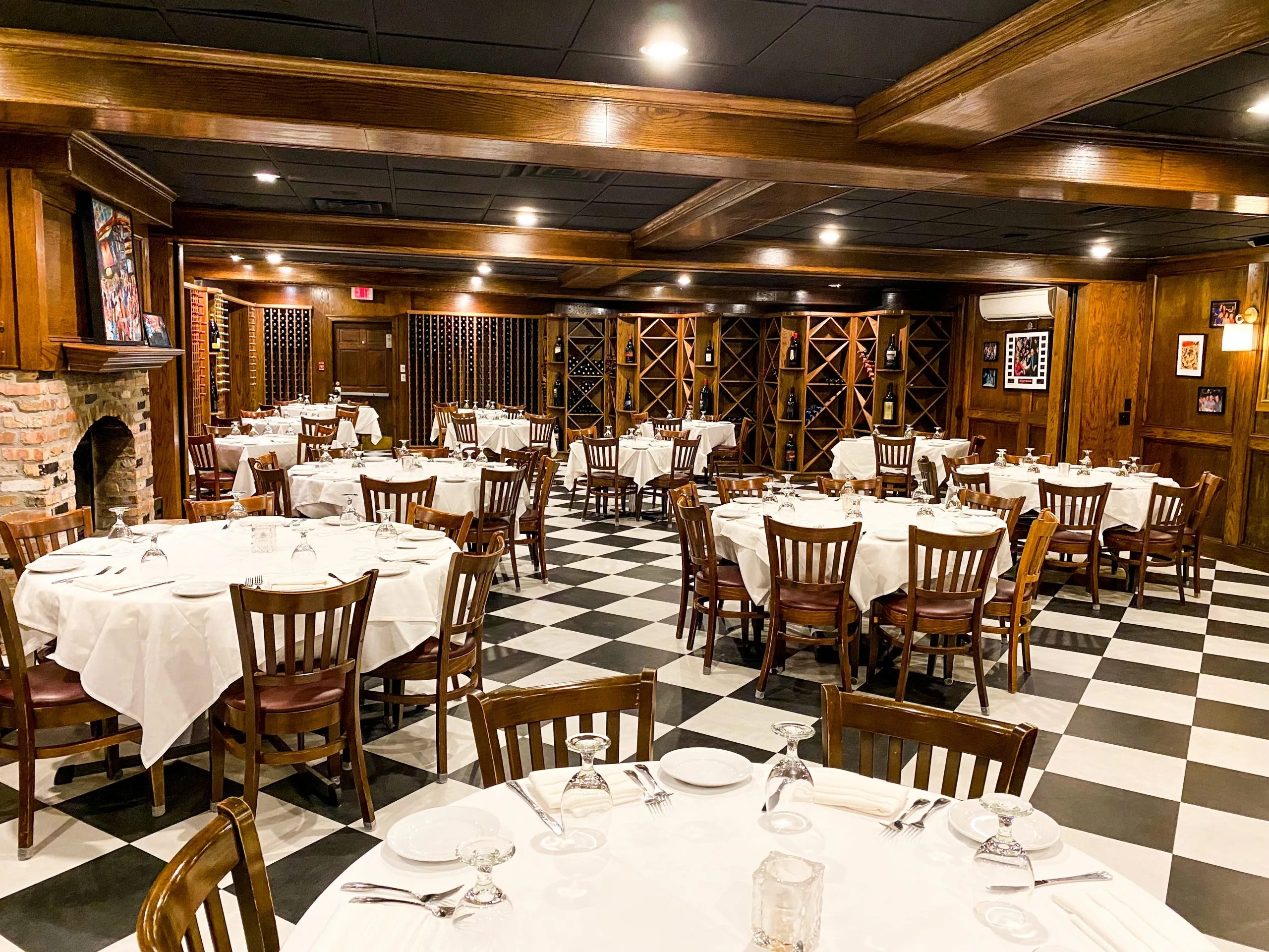 Baton Rouge Rooms / Floor Plans Ruffinos Restaurant