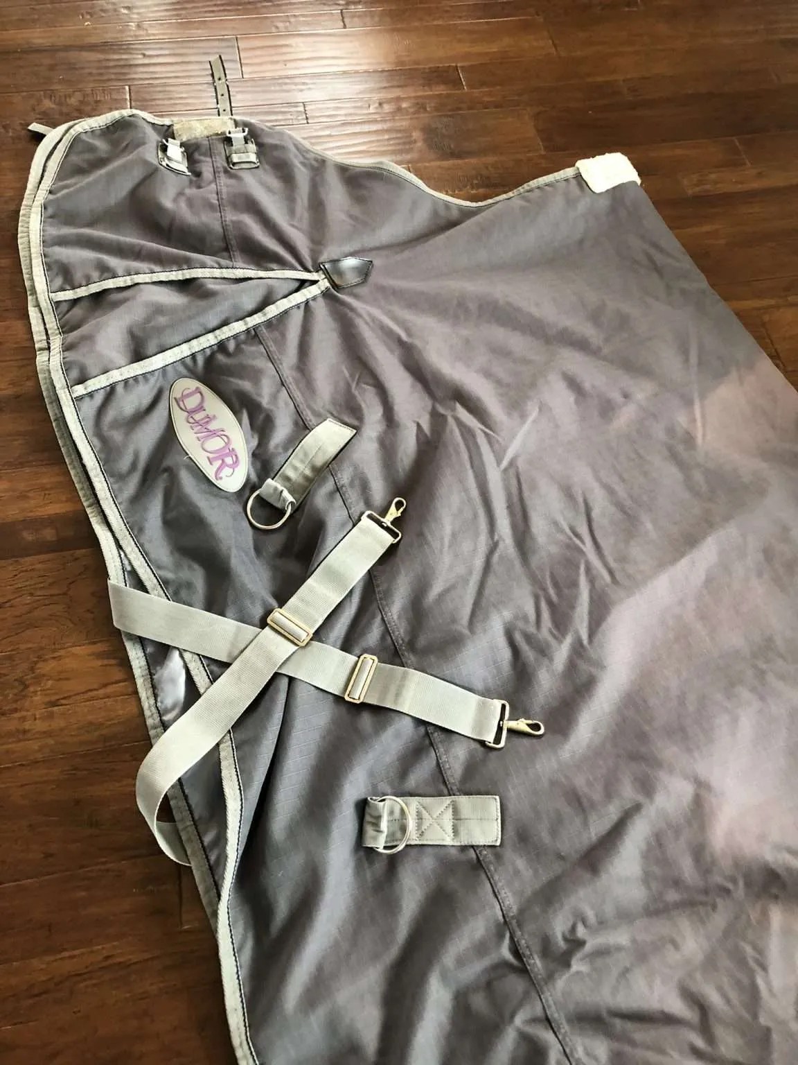 72" Dumor Mediumweight Turnout Rugged Rider Tack