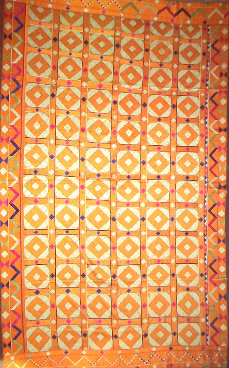 Vintage phulkari from punjab, India. Rare design pattern (DSC01720